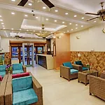 Staybook Hotel Atlanta New Delhi Railway Station Paharganj